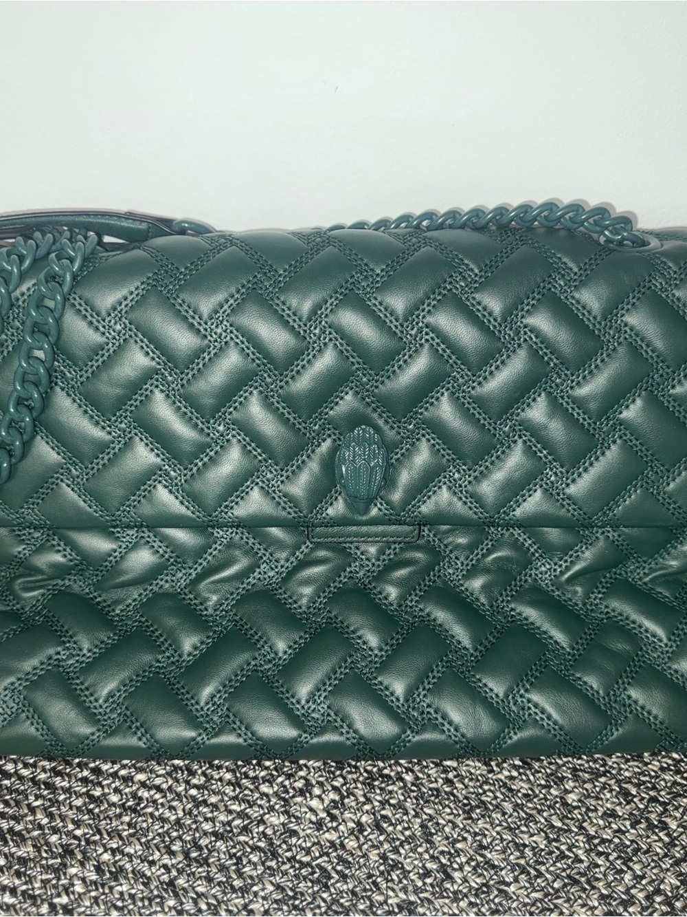 XXL KENSINGTON DRENCH BAG Quilted Dark Green Shoulder Bag with Chain Strap